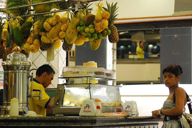 Laura i Astronom_super-2.JPG - Brazyliska kawiarnia i pijalnia soków. Soki, tamtejsze soki...  (Zdjęcie: Laura i Astronom)